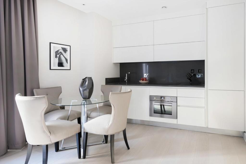 Buckingham Palace Residences By Aeria Apartments Londýn Exteriér fotografie